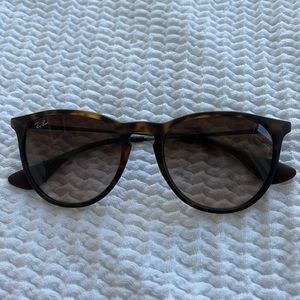 Ray-Ban sunglasses tortoise shell